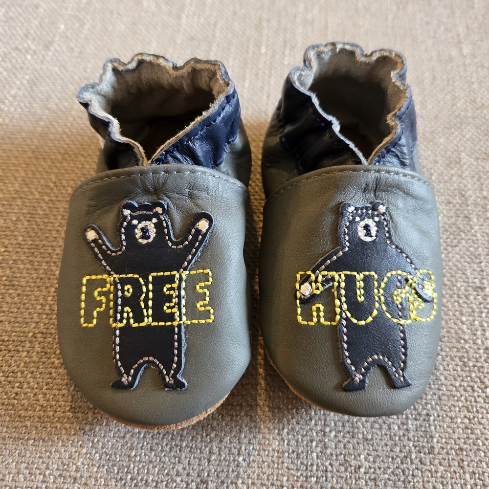 ROBEEZ Soft Soles Free Hugs Grey Baby Shoes - 0-6 Months